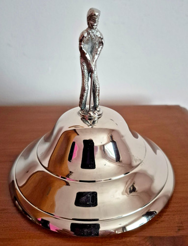 Vernickelter trophäenbecher - vernickelter,